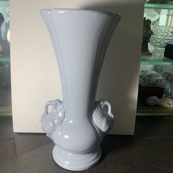 Vintage CHADWICK Double Swan Powder Blue Vase - Picture 4 of 11